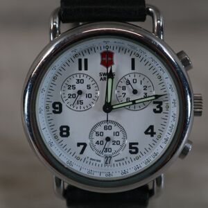 Victorinox Cavalry Chronograph Watch 24344 – Pre‑Owned, New Battery, Round